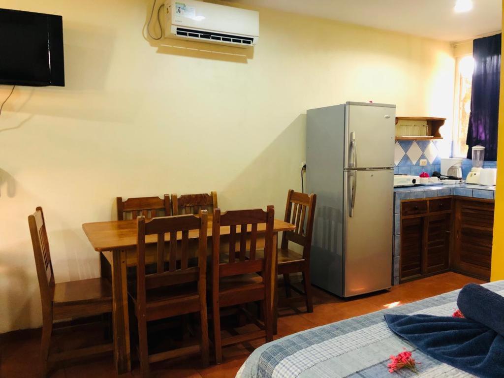 Isolina Hotel