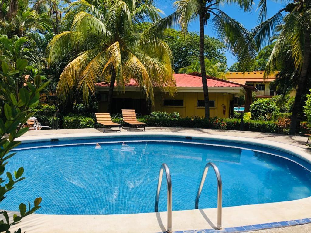 Isolina Hotel
